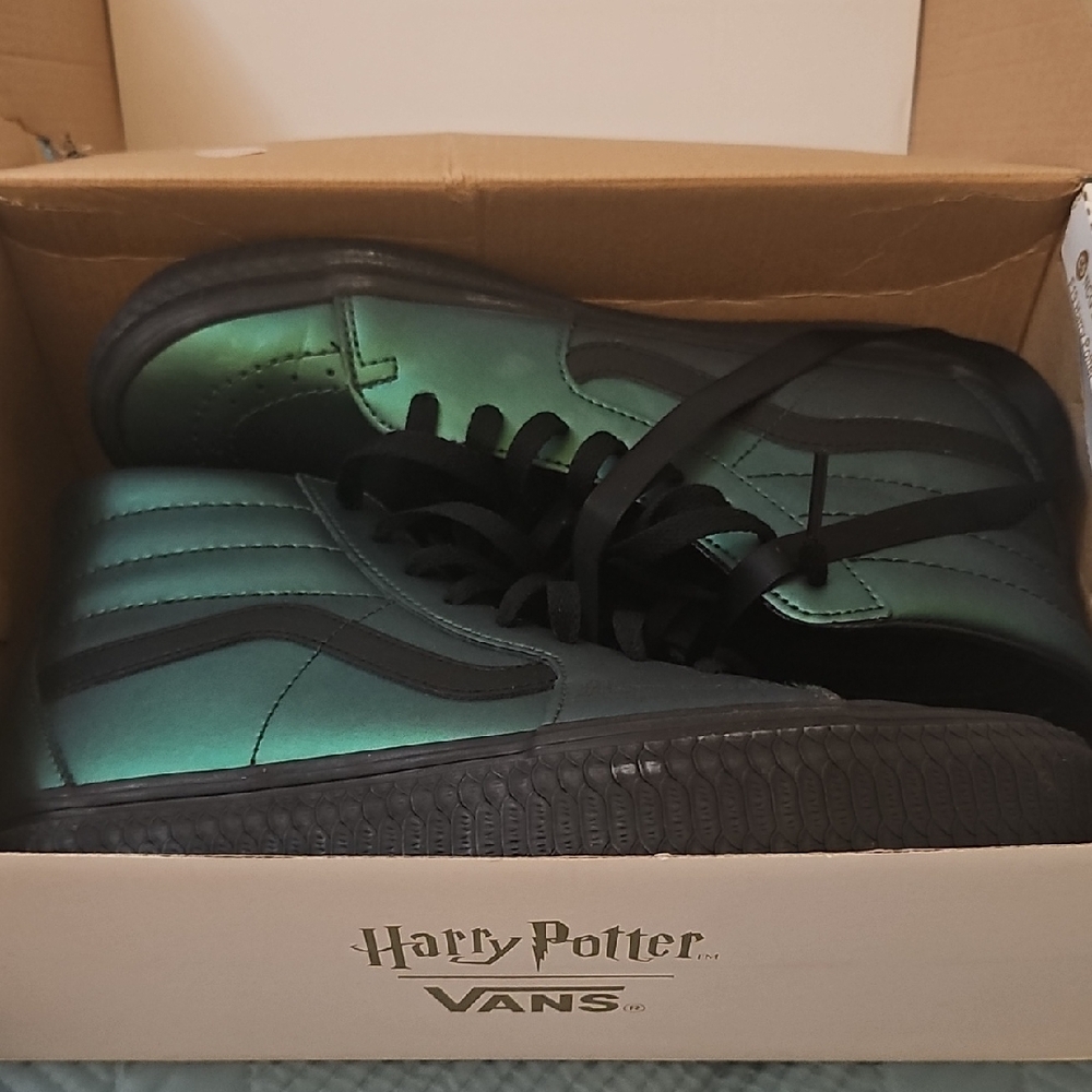 Vans Harry Potter Emerald Sneakers Size 8 Mens/ 9.5 Womens